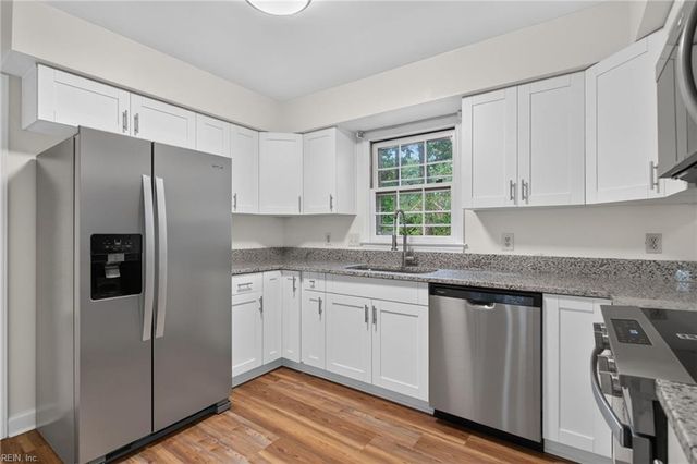 3208 Pineridge DR, Chesapeake, VA 23321