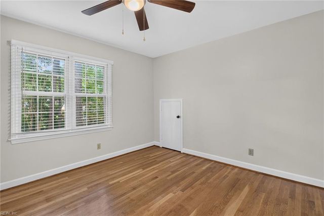 3208 Pineridge DR, Chesapeake, VA 23321