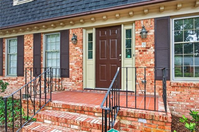 3208 Pineridge DR, Chesapeake, VA 23321