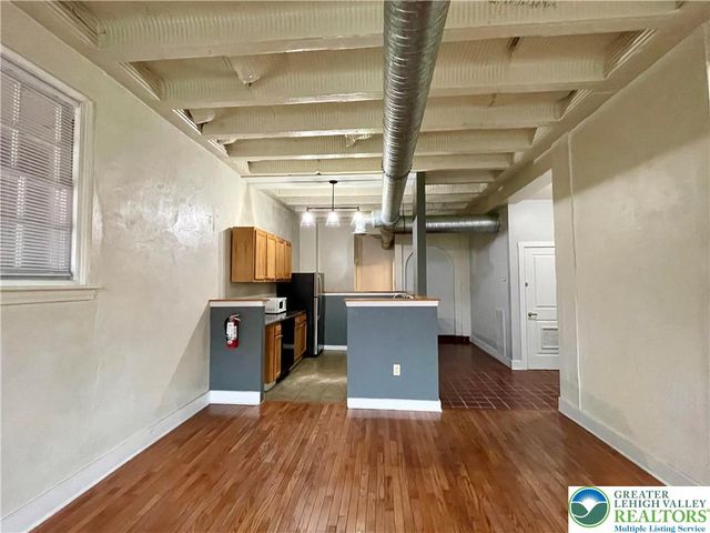 147 South 4Th Street 1, Easton, PA 18042