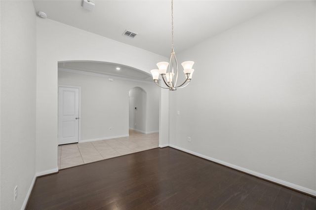 606 Linares LN, Austin, TX 78748