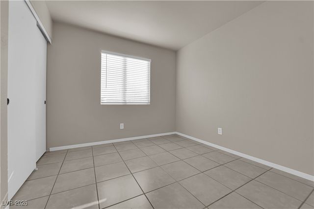 2433 Cliffwood Drive, Henderson, NV 89074