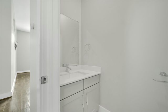 720 W Donovan Street, Houston, TX 77091