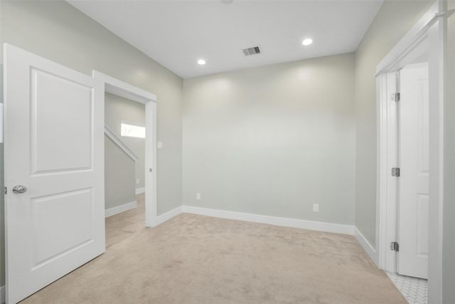 720 W Donovan Street, Houston, TX 77091