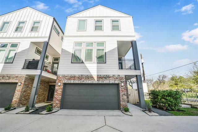 720 W Donovan Street, Houston, TX 77091