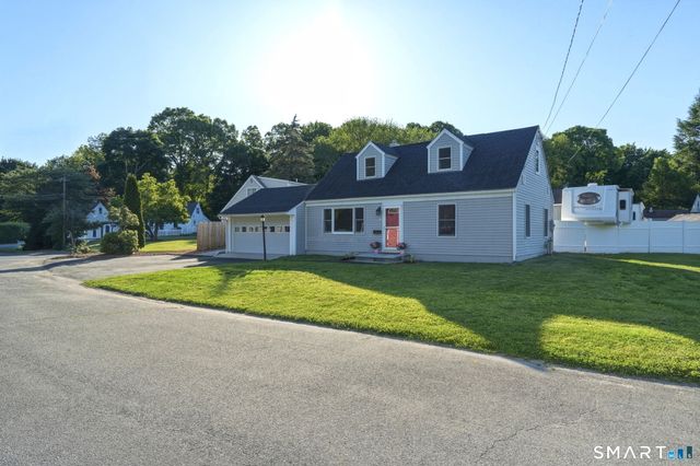 2 Oven Rock Road, Bethel, CT 06801
