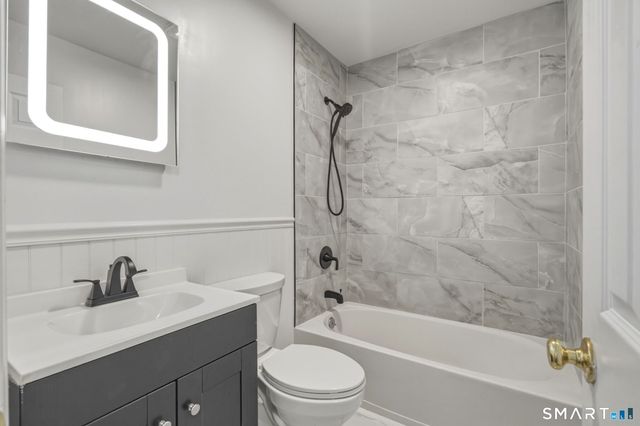 2 Oven Rock Road, Bethel, CT 06801