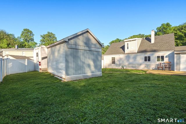 2 Oven Rock Road, Bethel, CT 06801