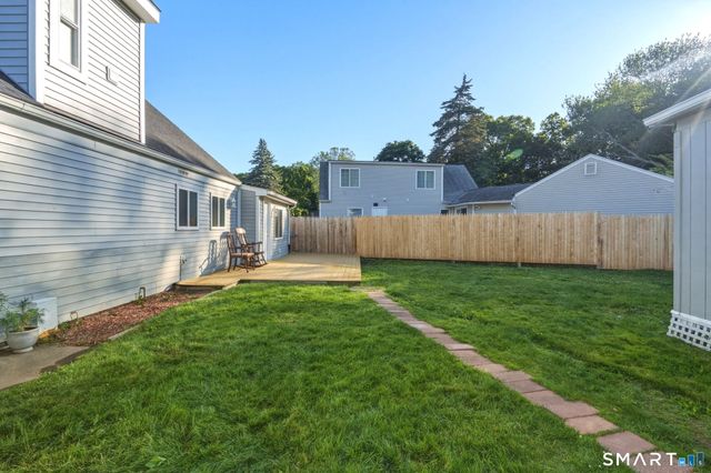 2 Oven Rock Road, Bethel, CT 06801