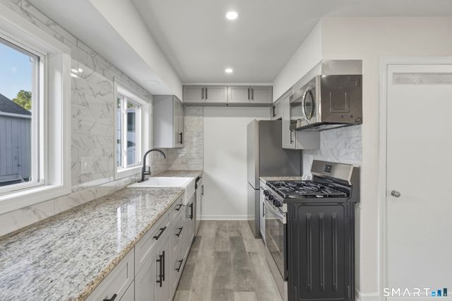 2 Oven Rock Road, Bethel, CT 06801