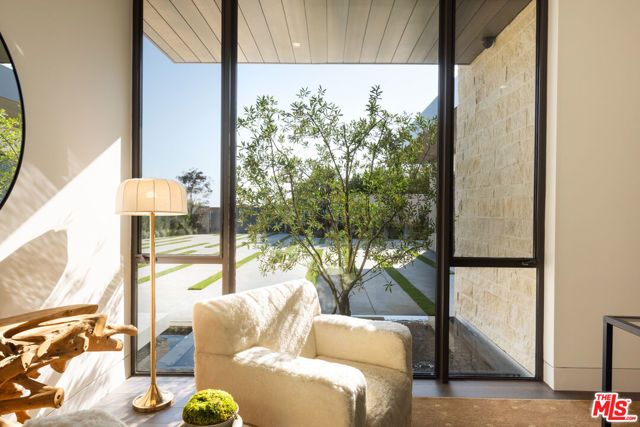 16058 Anoka Drive, Pacific Palisades (los Angeles), CA 90272
