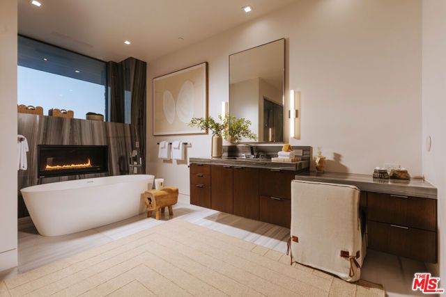 16058 Anoka Drive, Pacific Palisades (los Angeles), CA 90272