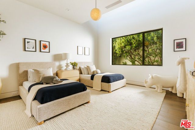 16058 Anoka Drive, Pacific Palisades (los Angeles), CA 90272