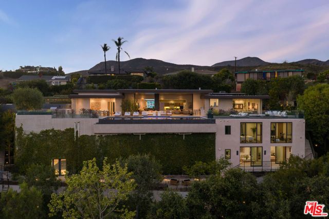 16058 Anoka Drive, Pacific Palisades (los Angeles), CA 90272
