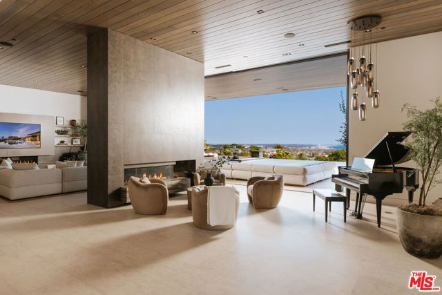 16058 Anoka Drive, Pacific Palisades (los Angeles), CA 90272