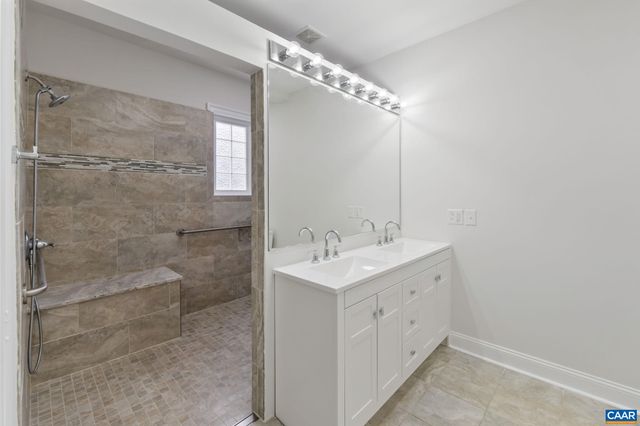 120 MOSSY CREEK CT, Zion Crossroads, VA 22942