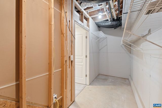 120 MOSSY CREEK CT, Zion Crossroads, VA 22942