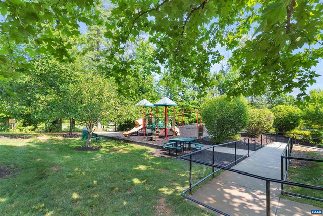 120 MOSSY CREEK CT, Zion Crossroads, VA 22942