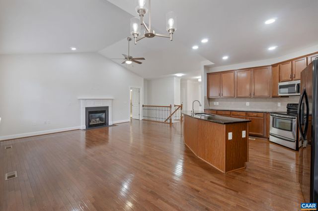 120 MOSSY CREEK CT, Zion Crossroads, VA 22942