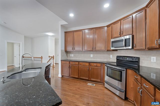 120 MOSSY CREEK CT, Zion Crossroads, VA 22942