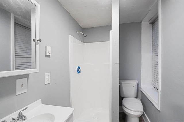 24 Charlton Street 5, Worcester, MA 01610