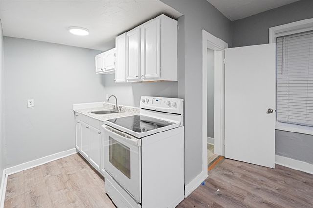 24 Charlton Street 5, Worcester, MA 01610