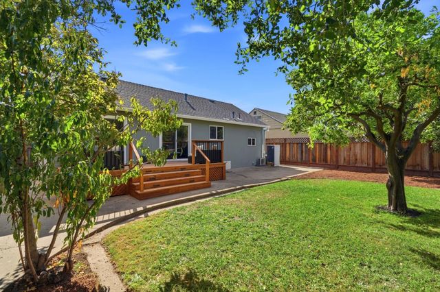 1121 Elmer Street, Belmont, CA 94002
