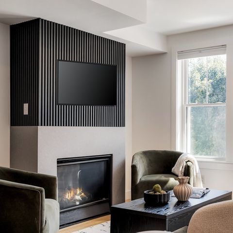 272 E Eagle 1, Boston, MA 02128