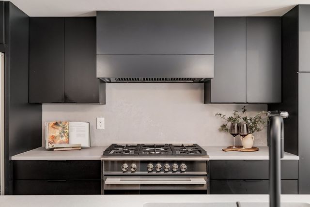 272 E Eagle 1, Boston, MA 02128