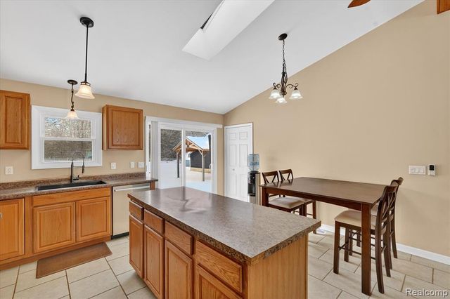 2176 E Stanley Road, Mount Morris, MI 48458