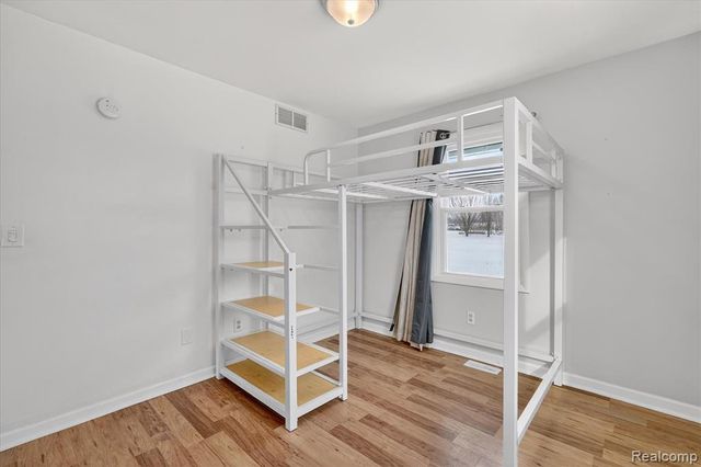 2176 E Stanley Road, Mount Morris, MI 48458