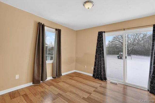 2176 E Stanley Road, Mount Morris, MI 48458