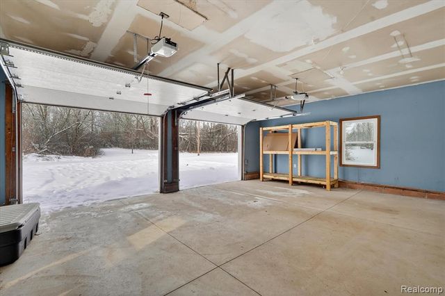 2176 E Stanley Road, Mount Morris, MI 48458