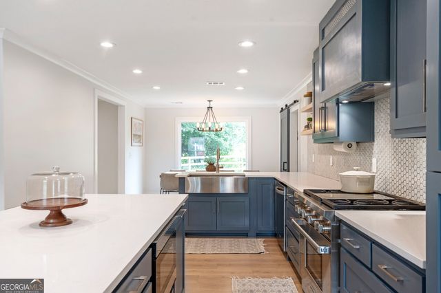 663 Parkcrest Place NE, Marietta, GA 30068
