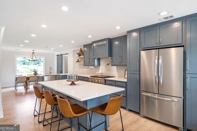 663 Parkcrest Place NE, Marietta, GA 30068