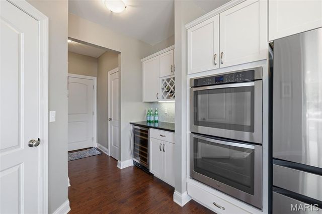 4200 Napa View Lane, St Charles, MO 63304