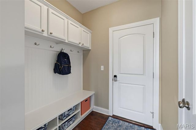 4200 Napa View Lane, St Charles, MO 63304