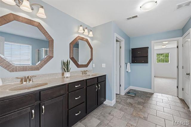 4200 Napa View Lane, St Charles, MO 63304