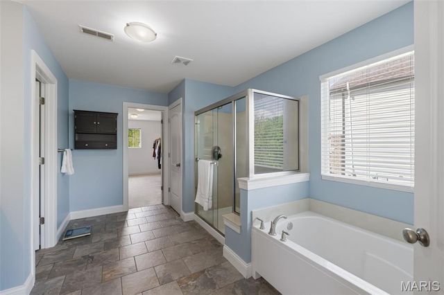 4200 Napa View Lane, St Charles, MO 63304