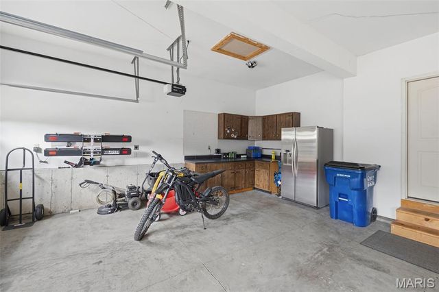 4200 Napa View Lane, St Charles, MO 63304