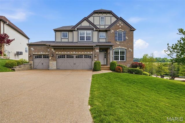 4200 Napa View Lane, St Charles, MO 63304