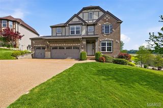 4200 Napa View Lane, St Charles, MO 63304