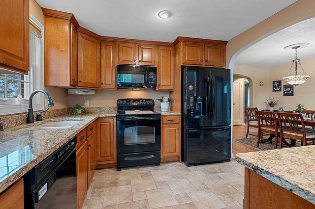 N8599 LAKESHORE DRIVE, Fond Du Lac, WI 54937