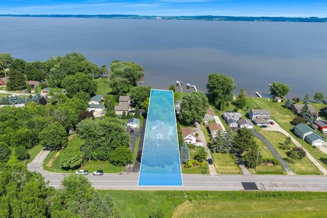 N8599 LAKESHORE DRIVE, Fond Du Lac, WI 54937