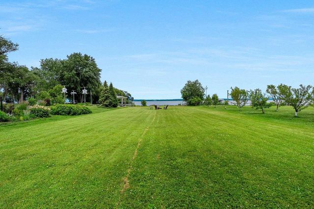 N8599 LAKESHORE DRIVE, Fond Du Lac, WI 54937