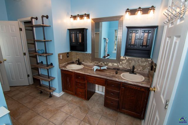 214 Hunters Chase, Byron, GA 31008