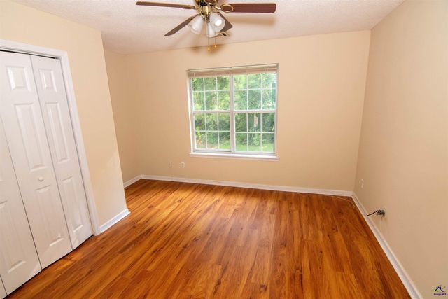 214 Hunters Chase, Byron, GA 31008