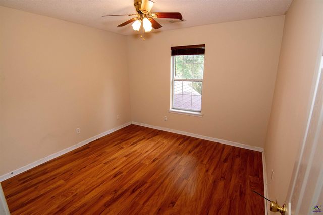 214 Hunters Chase, Byron, GA 31008