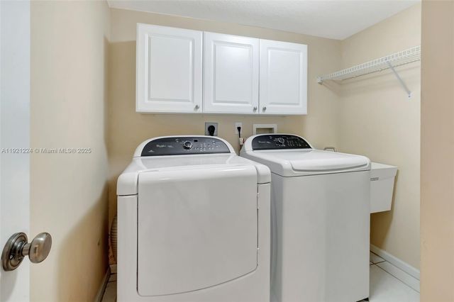 12565 Imperial Isle Dr 204, Boynton Beach, FL 33437