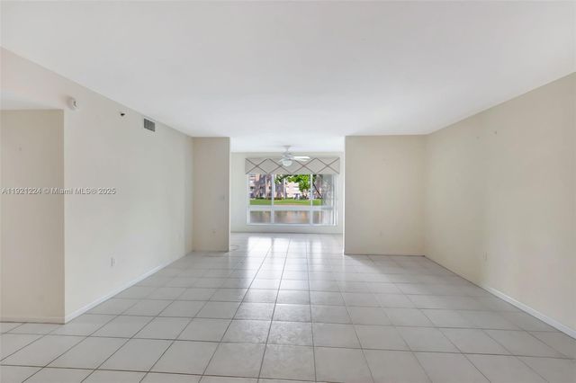 12565 Imperial Isle Dr 204, Boynton Beach, FL 33437